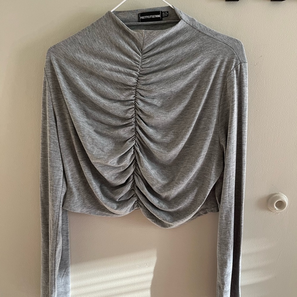 Pretty little thing long sleeve crop mock size 12